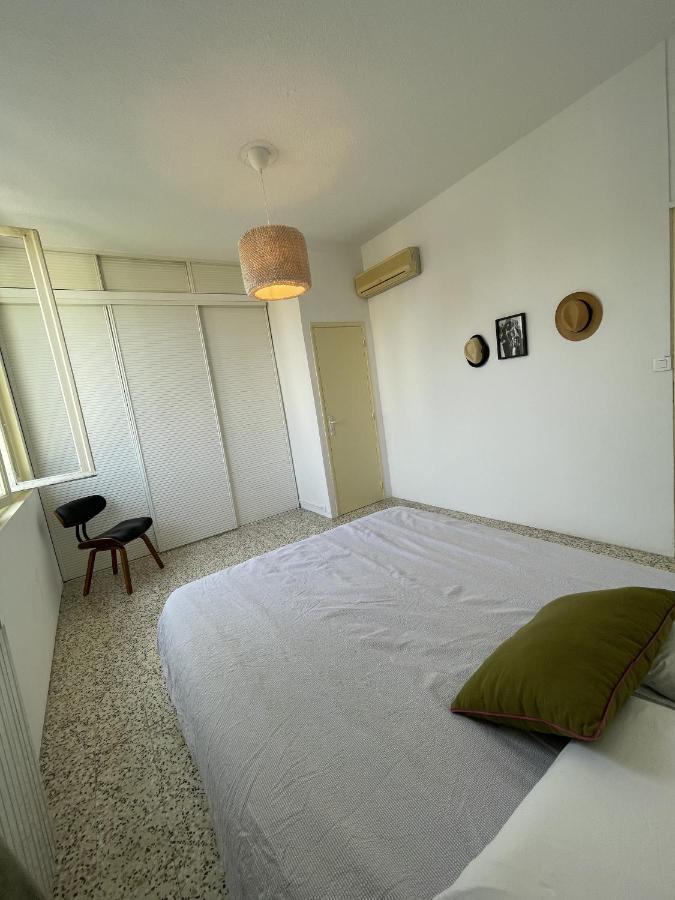 Chambre Au Calme En Coeur De Ville Cavaillon Luaran gambar